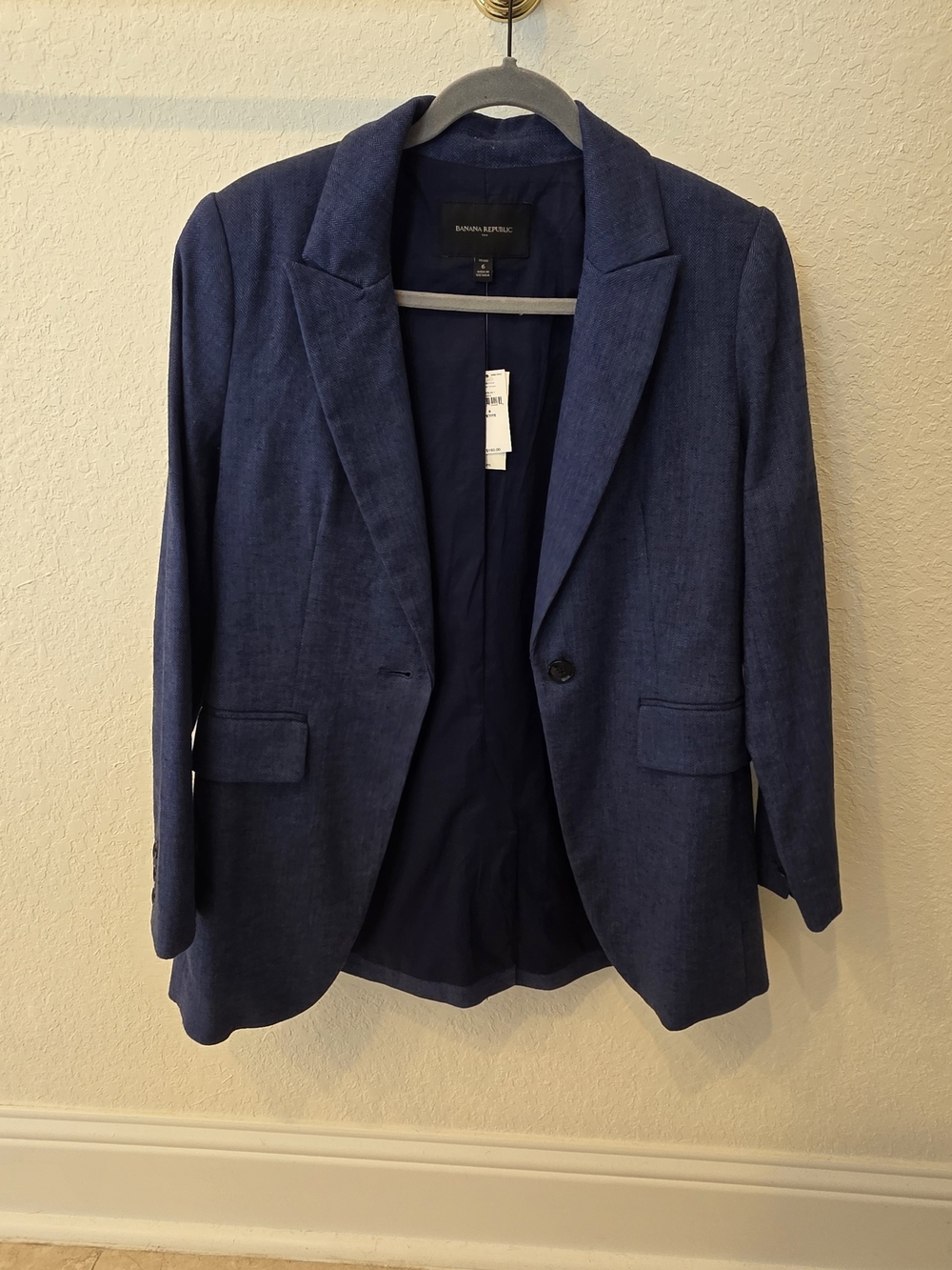 Banana Republic Long and Lean Linen Women's Single-Button Blazer
